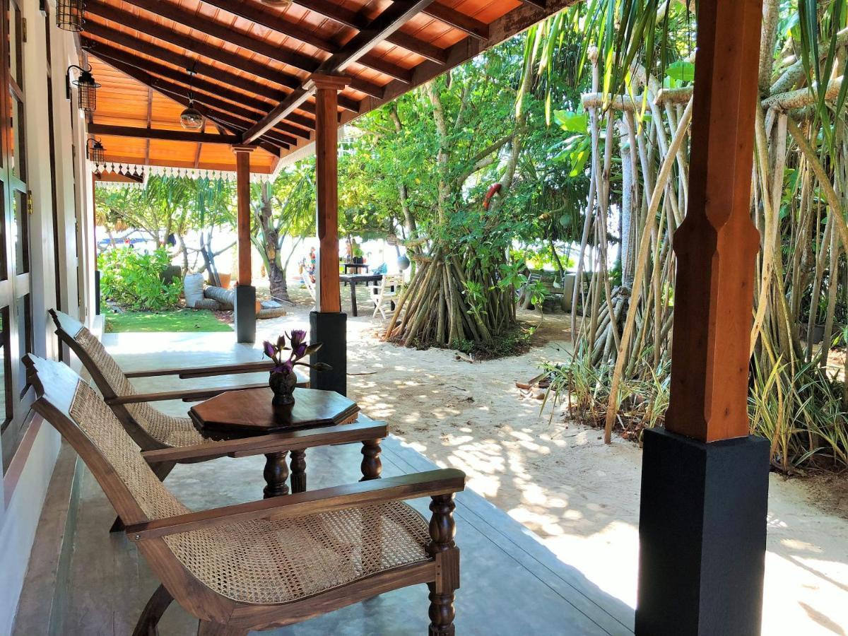 Sunflower Beach Resort Берувала Екстериор снимка